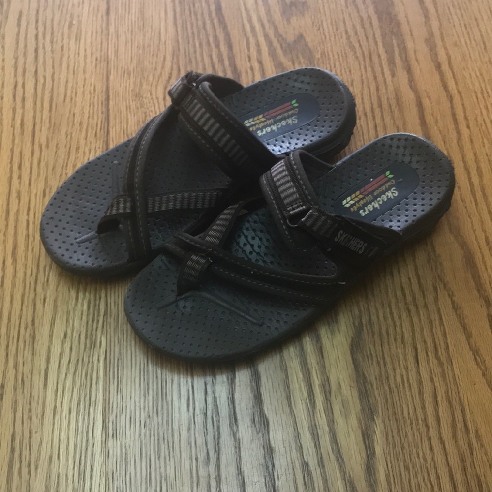 SKETCHERS SANDALS